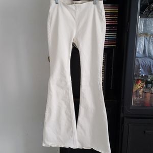 Free people  bell bottom  strechy  leggings  denim